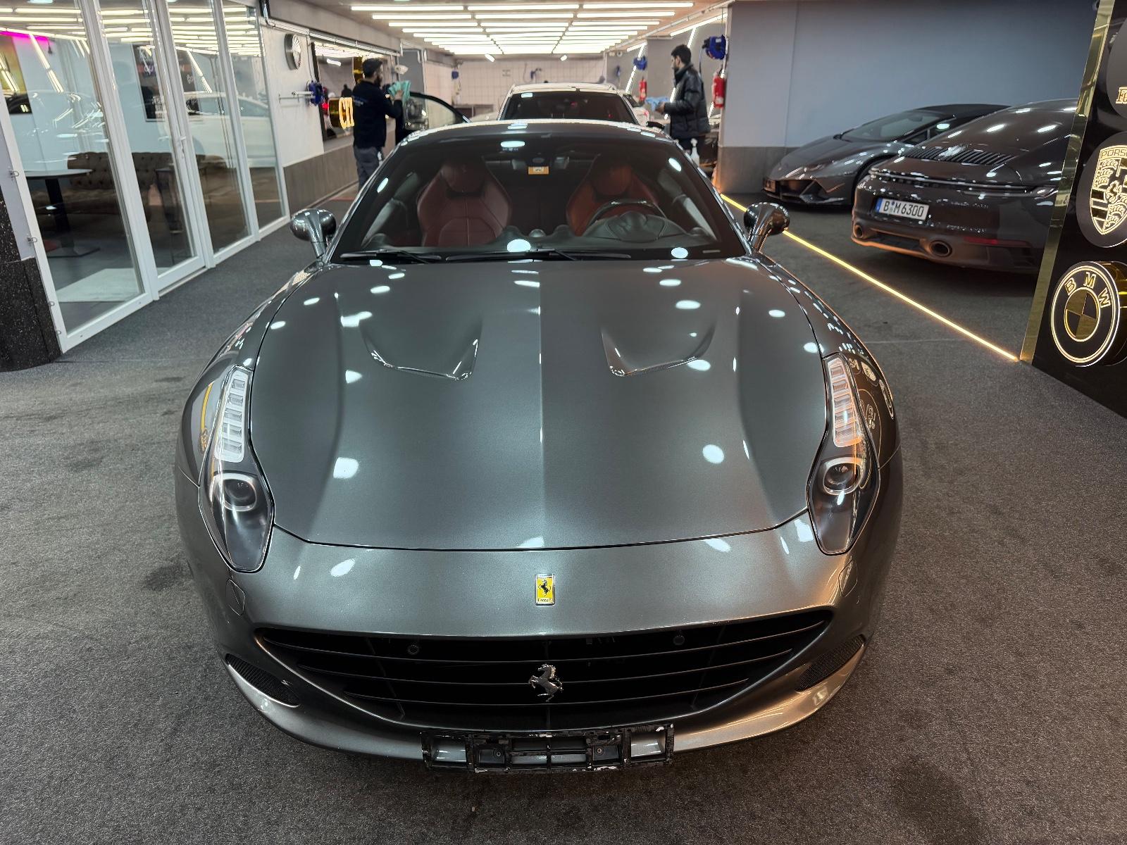 FERRARI CALIFORNIA 3.9 V8 T
