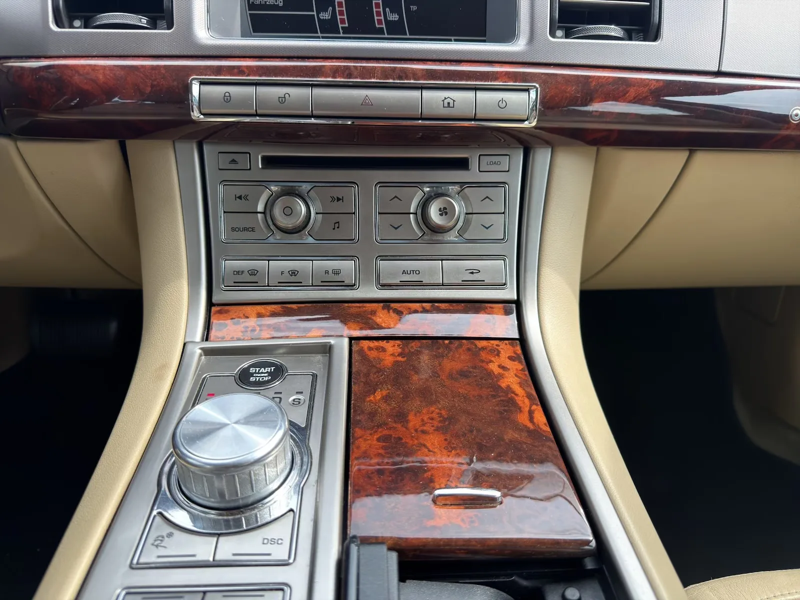 JAGUAR XF - 3.0 V6 DIESEL S - LUXE - CUIR - 275 CV