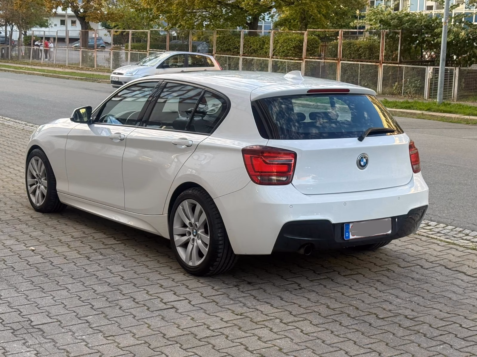 BMW 118I - BVA - M PAKET SPORTLINE - 170 CV - TOIT OUVRANT