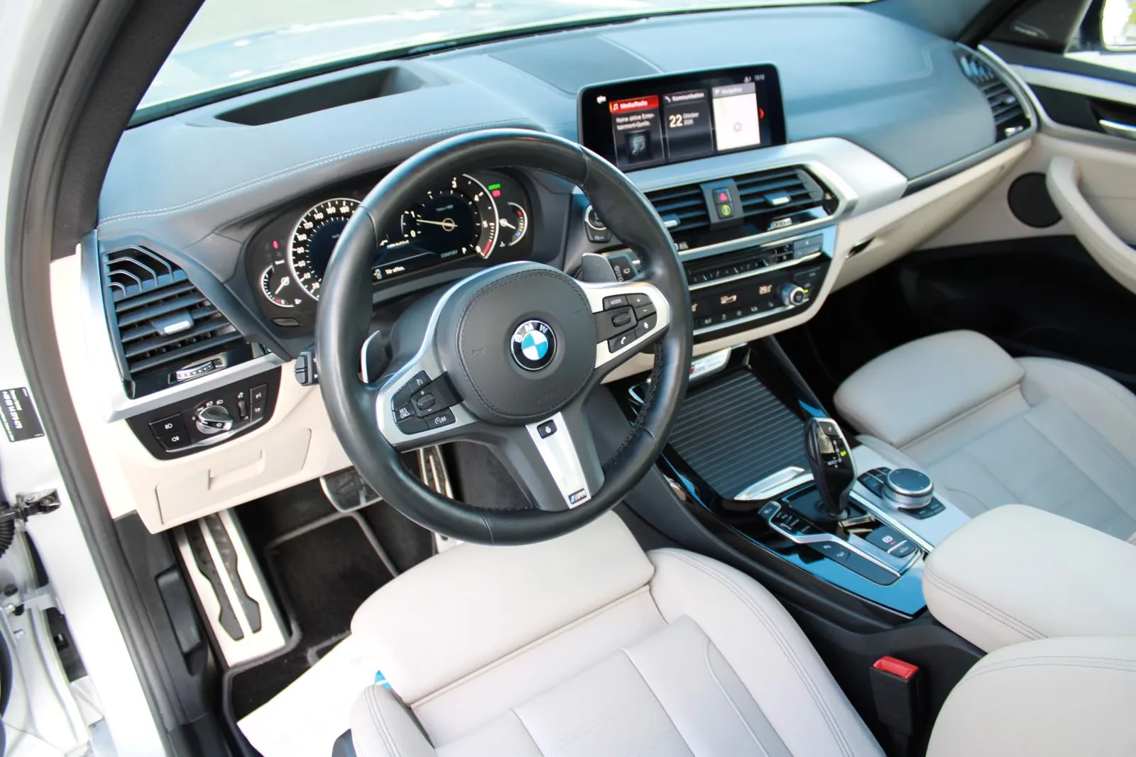 BMW X3 M40d | 326 ch | BVA | Toit panoramique | Cuir beige | Affichage tête haute | Caméra | Attelage