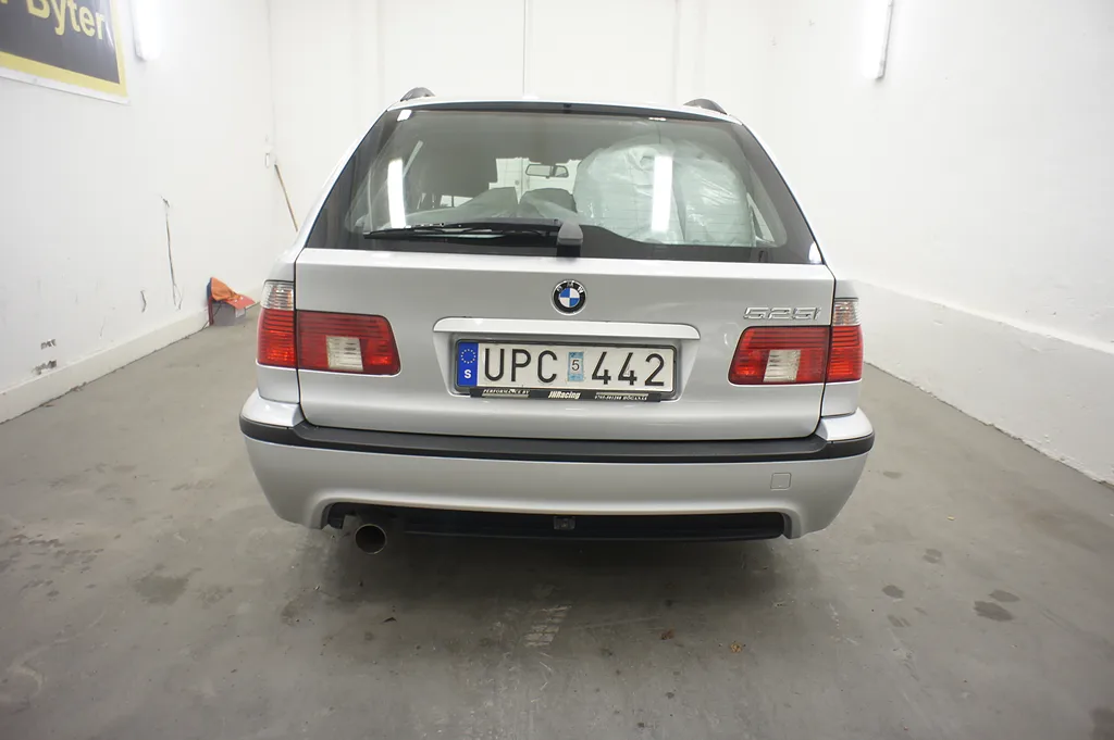 BMW 525i TOURING e39 192 ch BVA M SPORT 4X2 - 219000 km
