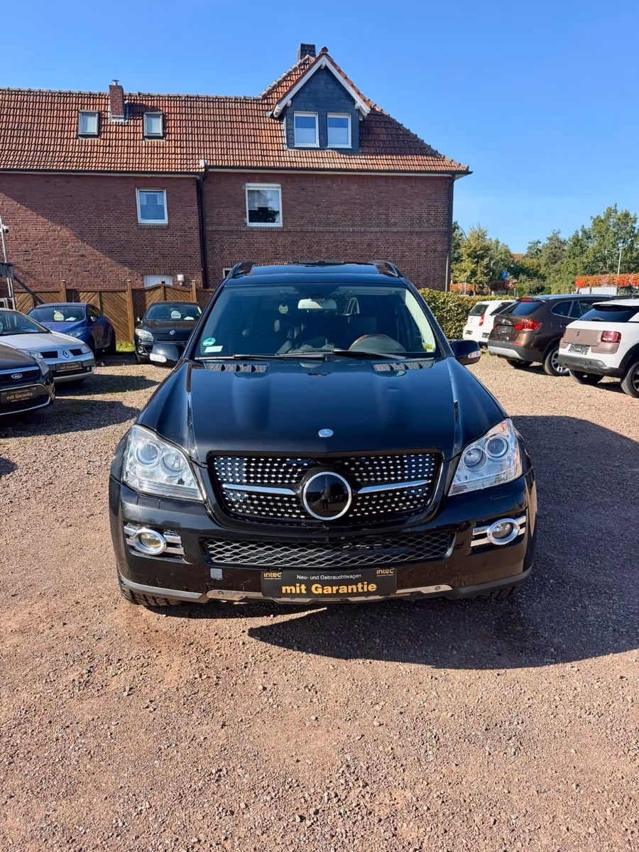 Mercedes-Benz GL 450 4Matic | 340 ch | BVA | 7 places | Toit panoramique | Suspension Airmatic | Écrans arrière | GPS