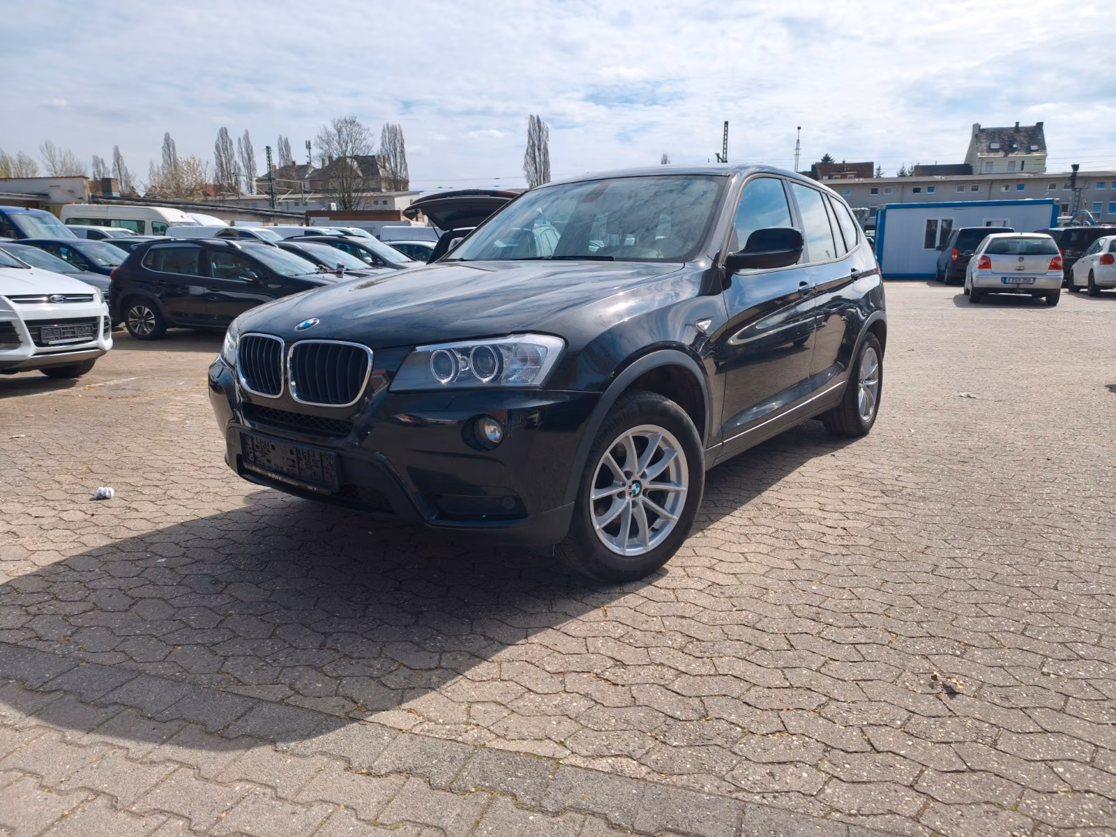 BMW X3 xDrive20d | 184 ch | BVA | Phares bi-xénon | Attelage | Radar de recul | Jeu de jantes supplémentaire