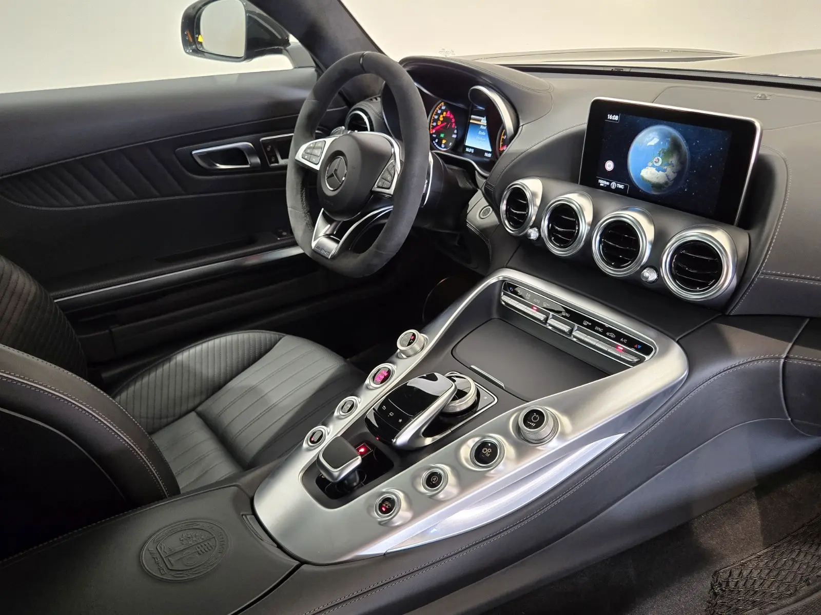 Mercedes-AMG GT S V8 510 ch • 24 900 km • Pack Dynamic Plus • Toit pano • Burmester • Cuir Nappa