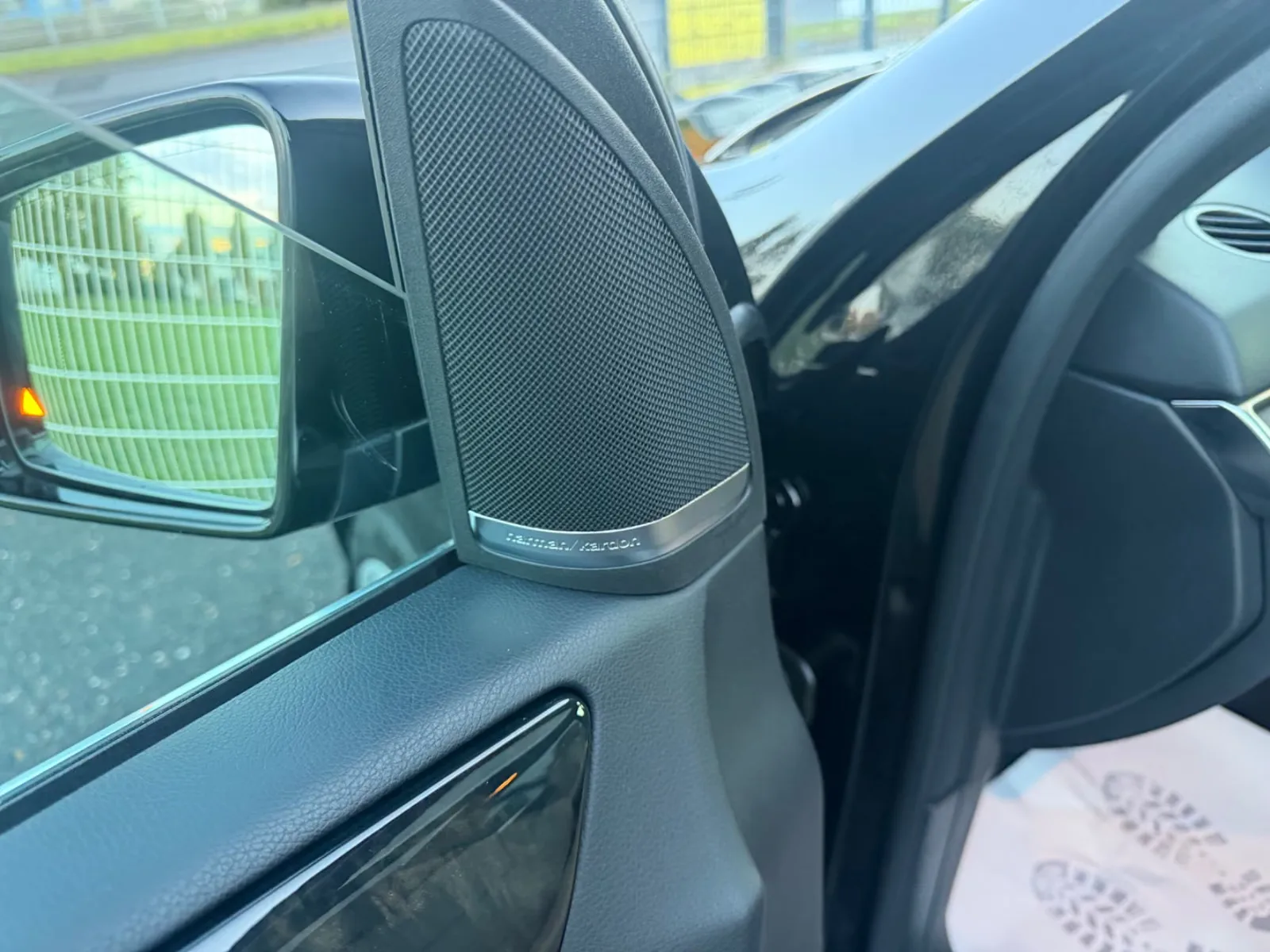 Mercedes-Benz Classe M 350 4MATIC Pack AMG | 306 ch | BVA | Toit panoramique | Cuir beige | Harman Kardon | GPS | Attelage