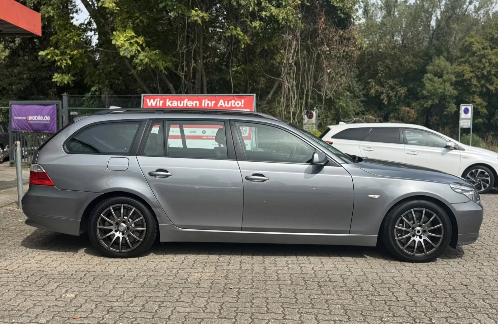 BMW Série 5 530i Touring | 272 ch | BVA | Toit panoramique | Cuir | Suspension pneumatique | GPS | Attelage