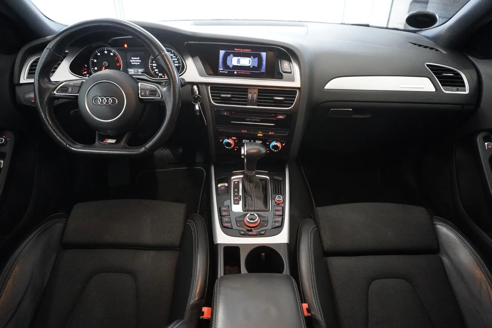 Audi A4 2.0 TFSI quattro 224 ch S line • S tronic • GPS • Radars AV/AR • Audi Sound System