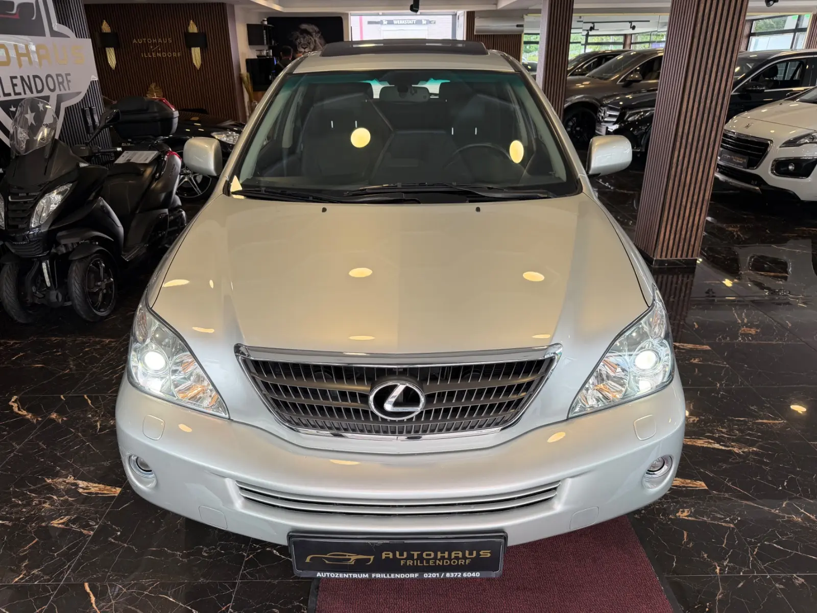 Lexus RX 400h | 272 ch | BVA | Cuir | Toit ouvrant | GPS | Xénon | Sièges chauffants à mémoire