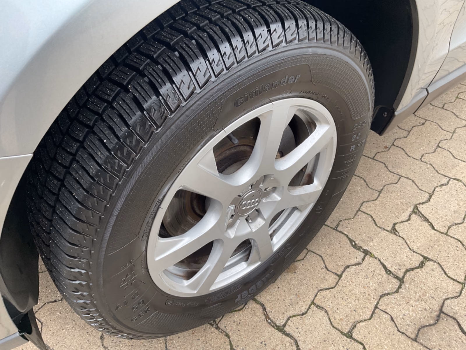 Audi Q5 2.0 TFSI quattro | 211 ch | BVA | Toit panoramique | GPS | Caméra de recul | Sièges chauffants