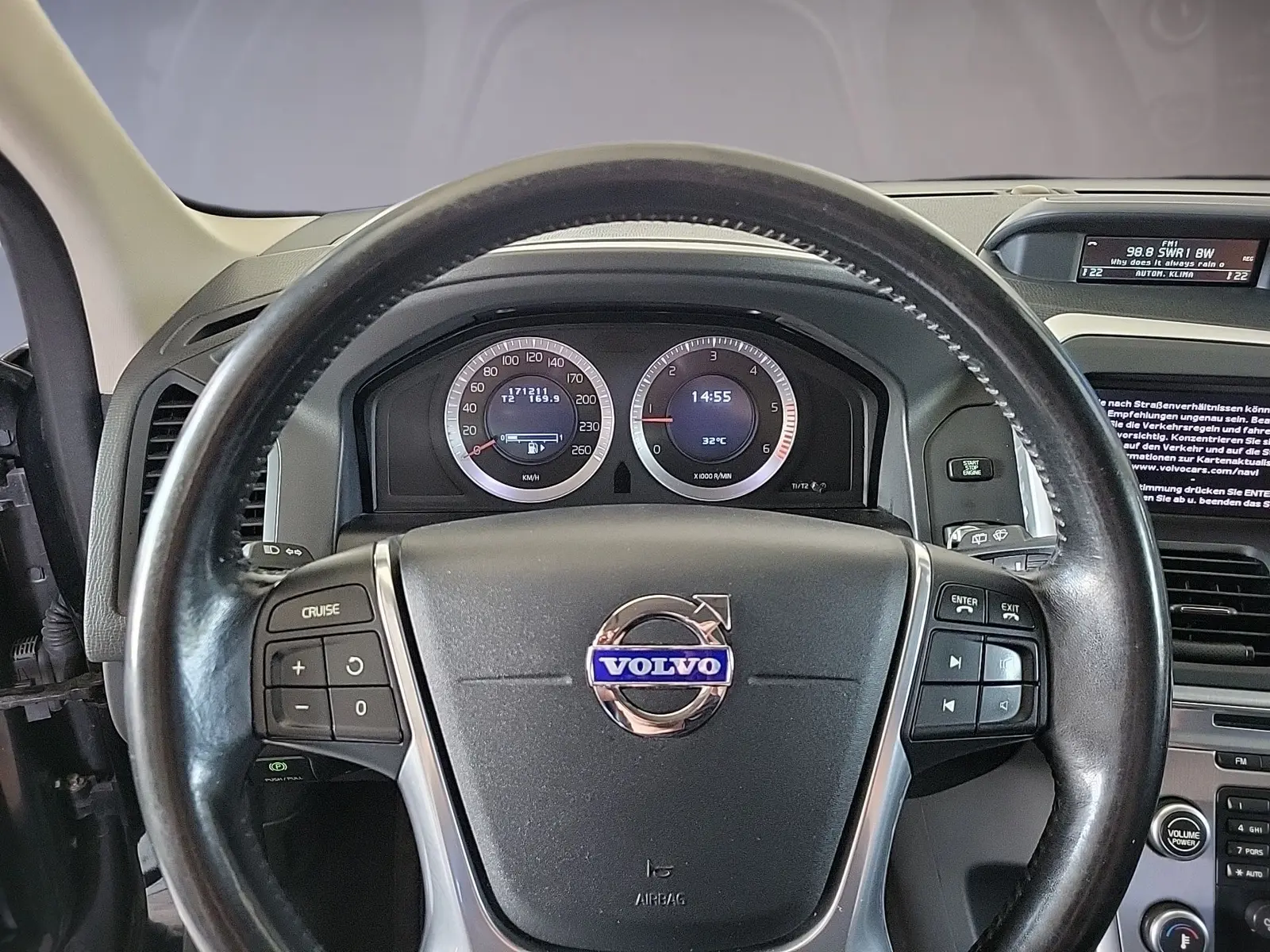 Volvo XC60 D5 AWD 205 ch Summum • 5 cylindres • Cuir • Toit pano • GPS • Caméra • Xénon • Attelage
