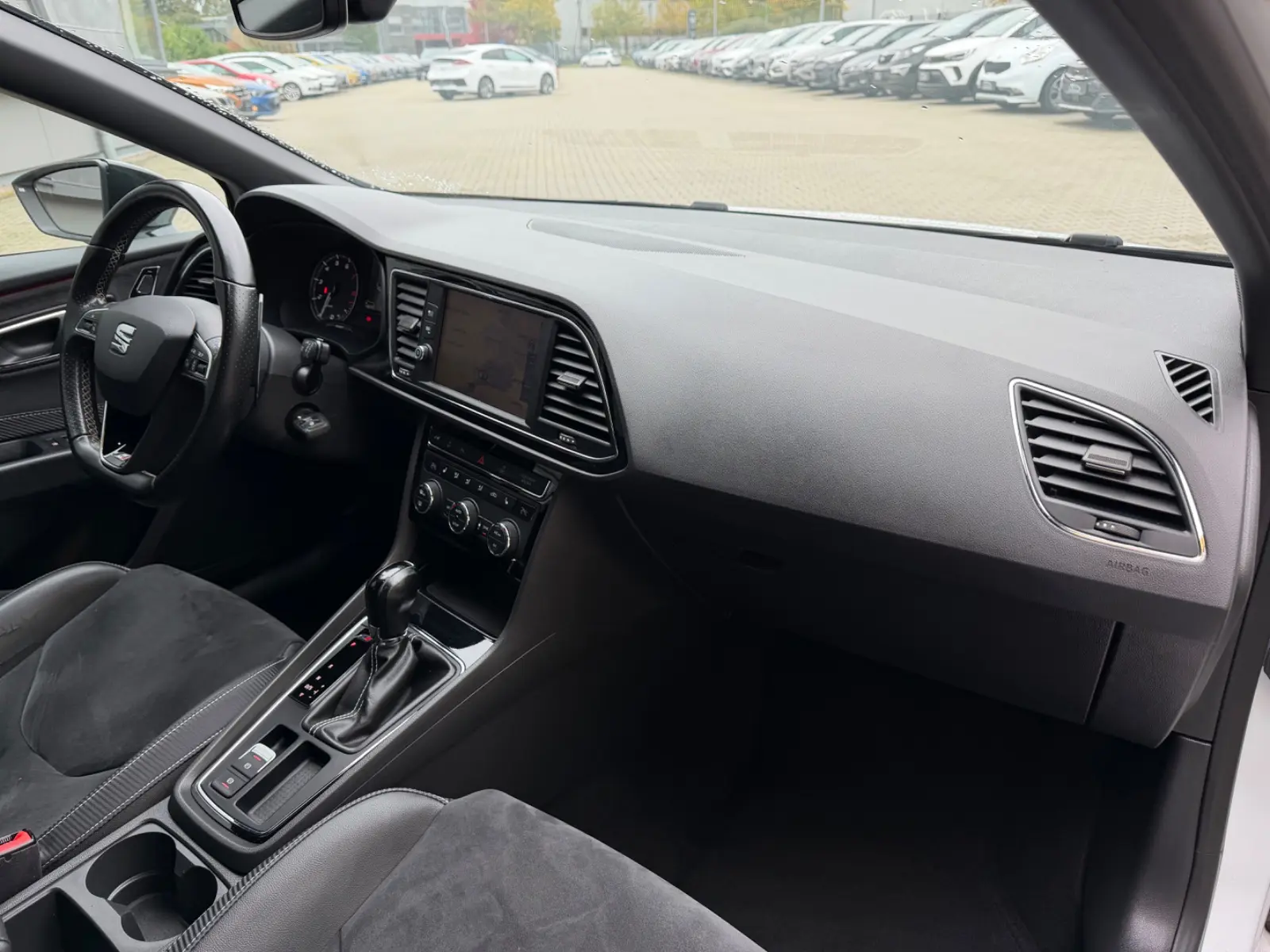 SEAT LEON CUPRA - 300 CV - ALCANTARA - BVA - ÉCHAPPEMENT SPORT