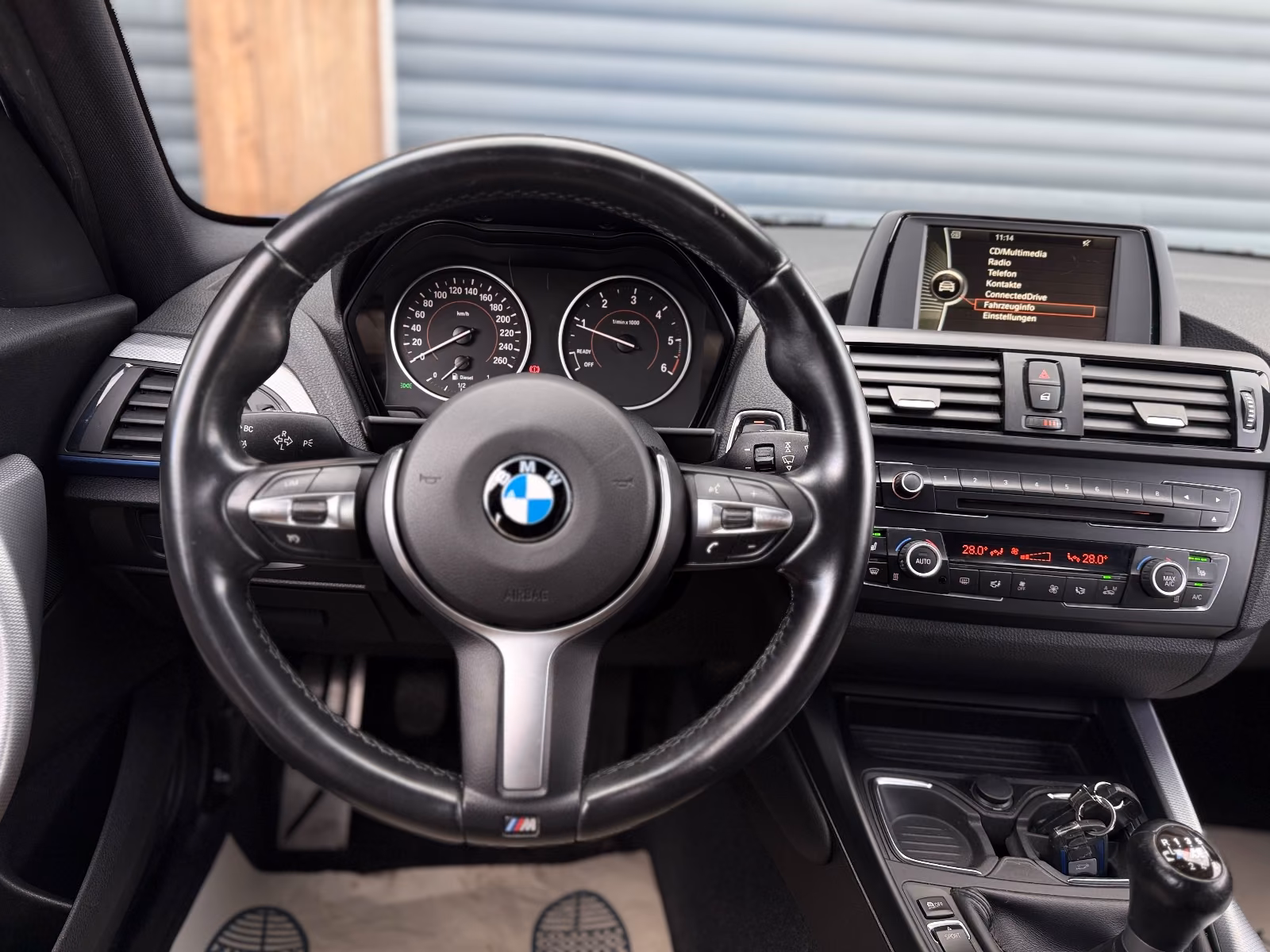 BMW 118D - XDRIVE 143 CV - M PACK SPORT - ATTELAGE - BVM