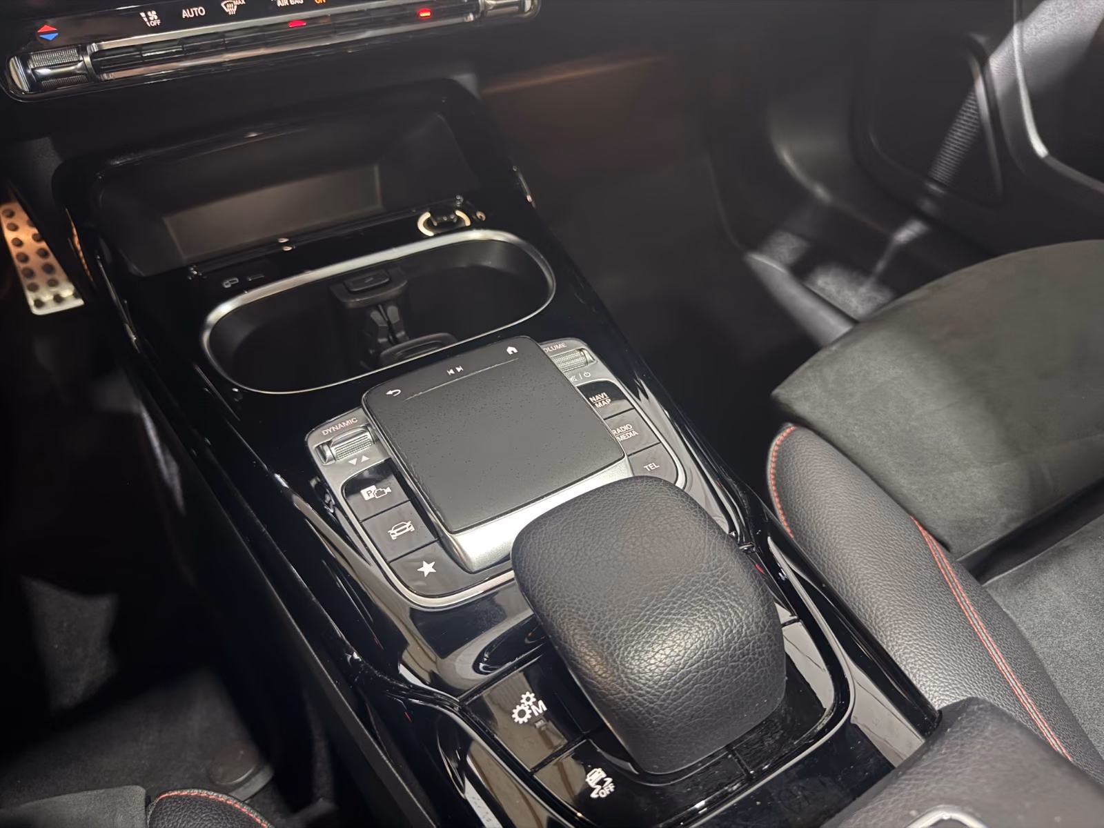 MERCEDES-BENZ A 35 AMG | 306 ch | 4X4 | BVA - 4MATIC | PANORAMA | LED