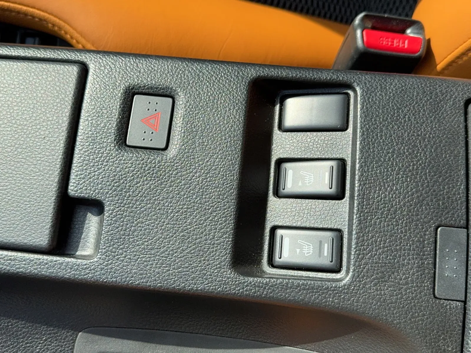 NISSAN 350Z ROADSTER 3.5 V6 280ch PACK PREMIUM - CUIR ALCANTARA ORANGE - BOSE - SIÈGES CHAUFFANTS - FREINS BREMBO