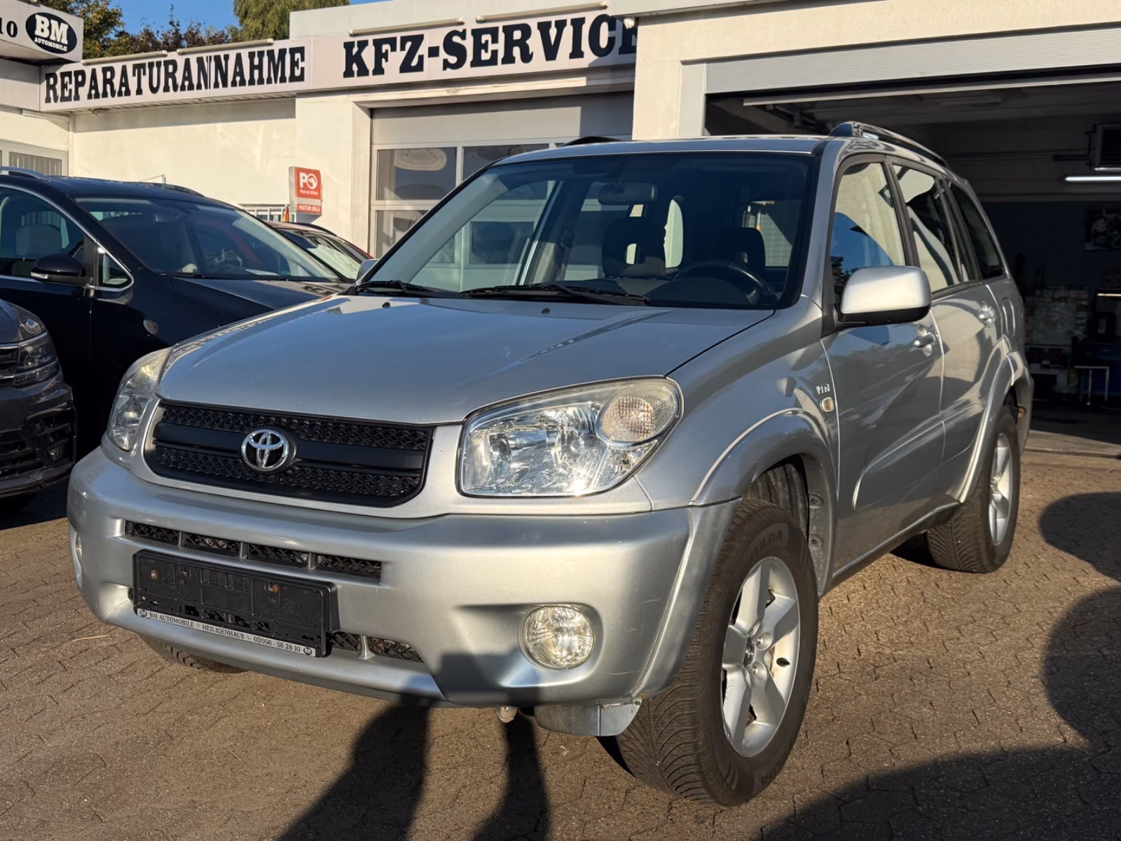 Toyota RAV4 2.0 VVT-i 150 ch 4x4 Sol • 5 portes • Clim auto • Attelage • Jantes 16"