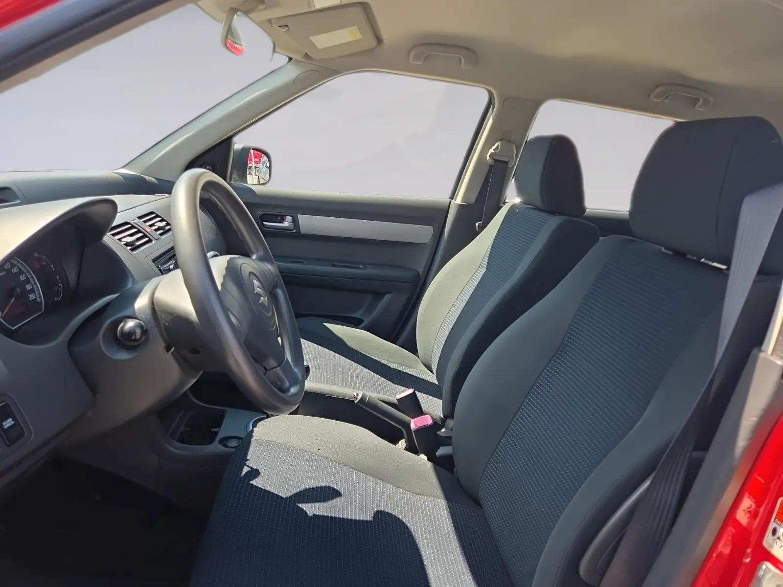 SUZUKI SWIFT 2EME MAIN - CLIMATISATION | 92 ch | 4X4 | BVM