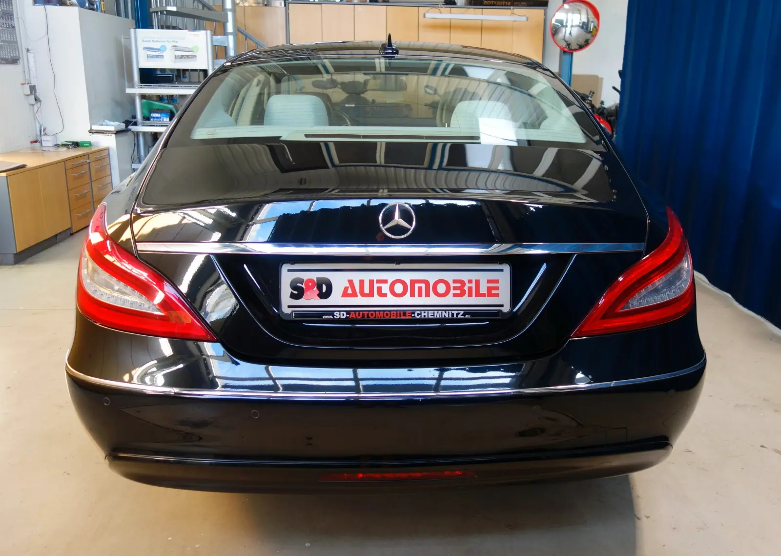 Mercedes-Benz Classe CLS 350 BlueEFFICIENCY | 306 ch | BVA | Cuir beige | Suspension pneumatique | Toit ouvrant | GPS | Sièges chauffants