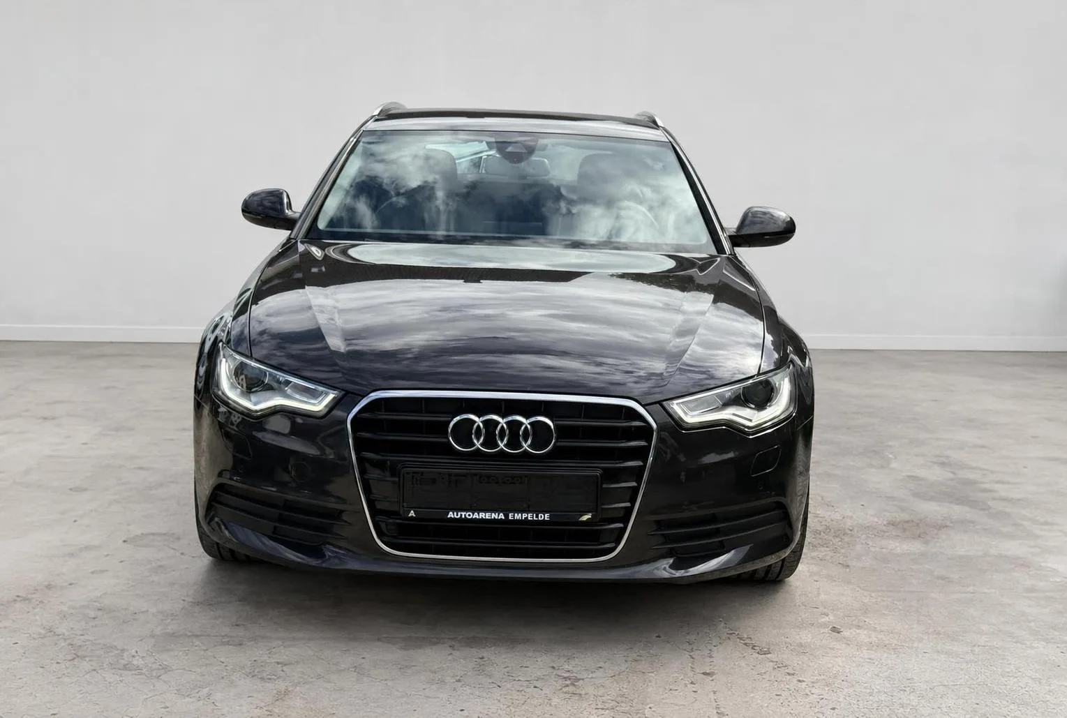 Audi A6 Avant 3.0 TDI 204 ch • Boîte auto • 1ère Main - GPS • Bi-Xénon • Attelage • Sièges sport chauffants