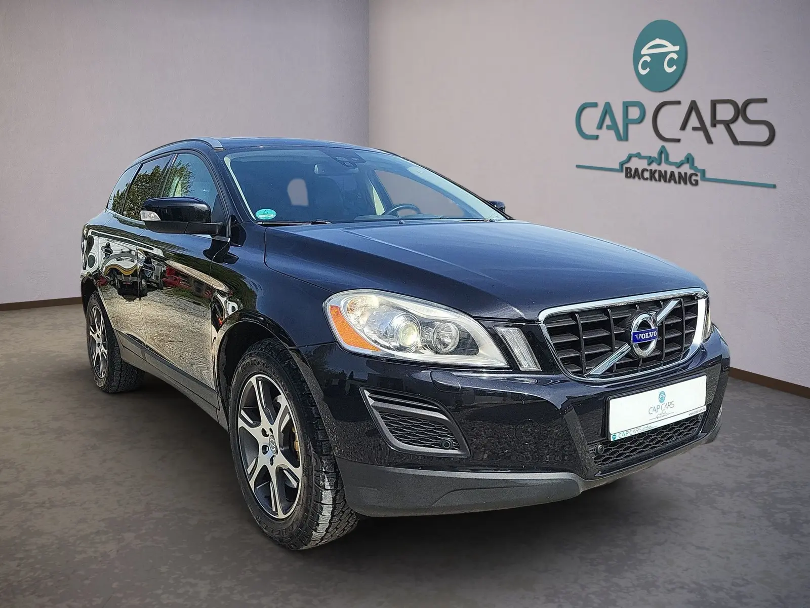 Volvo XC60 D5 AWD 205 ch Summum • 5 cylindres • Cuir • Toit pano • GPS • Caméra • Xénon • Attelage