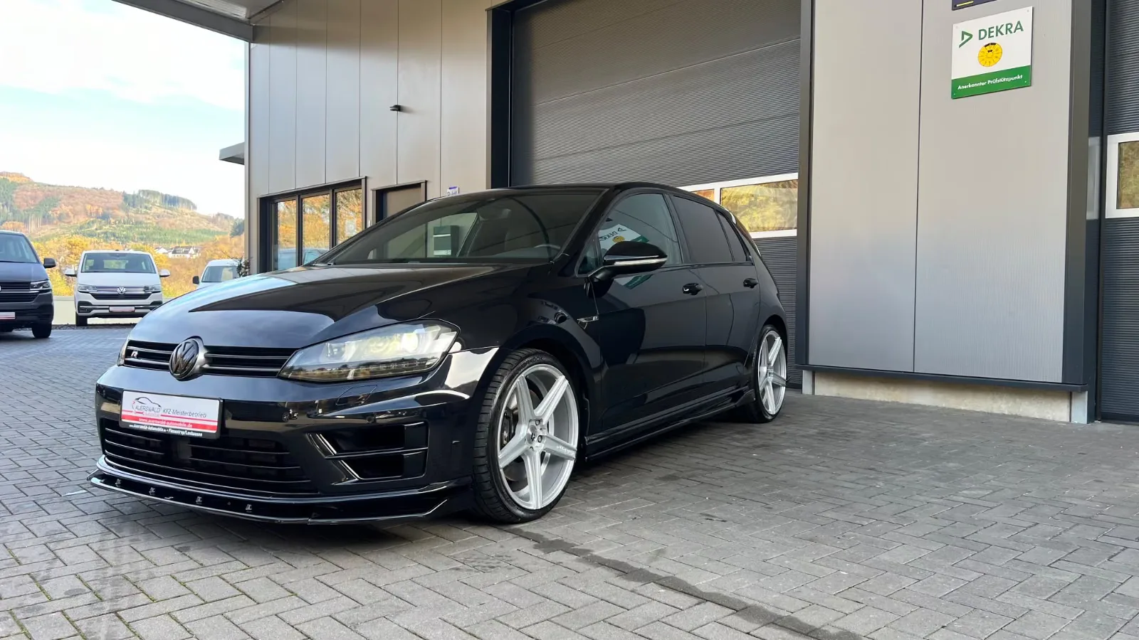 VOLKSWAGEN GOLF VII - R 4MOTION - 300 CV - BVM - HISTORIQUE COMPLET