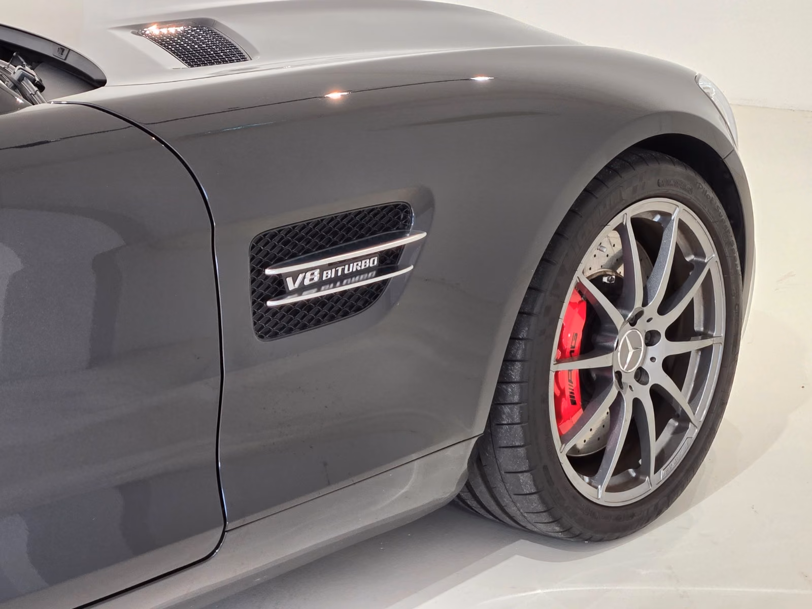 Mercedes-AMG GT S V8 510 ch • 24 900 km • Pack Dynamic Plus • Toit pano • Burmester • Cuir Nappa