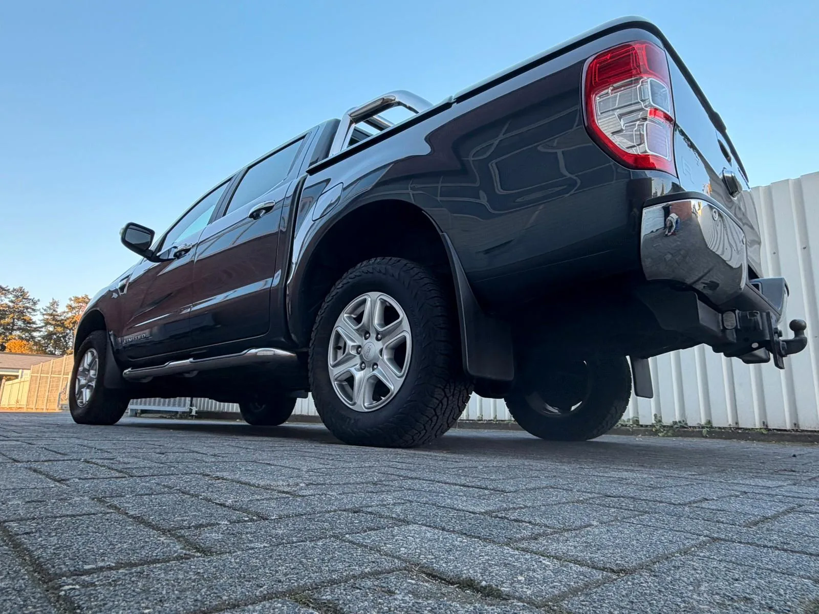 FORD RANGER LIMITED DOPPELKABINE 4X4*3,2 L TÜV 6-28* | BVM