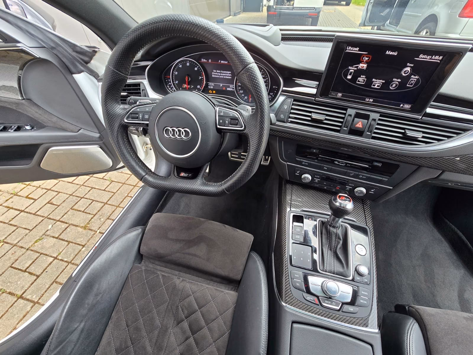 AUDI RS7 - 4.0 TFSI - 560 CV - BVA - ALCANTARA