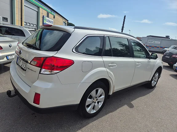 SUBARU OUTBACK