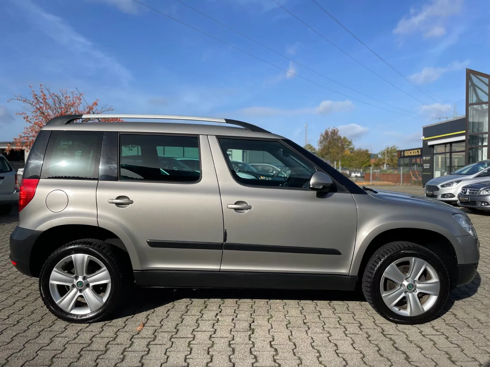 Skoda Yeti 1.8 TSI 160 ch 4x4 Experience • Attelage • Clim bizone • Sièges chauffants • Régulateur