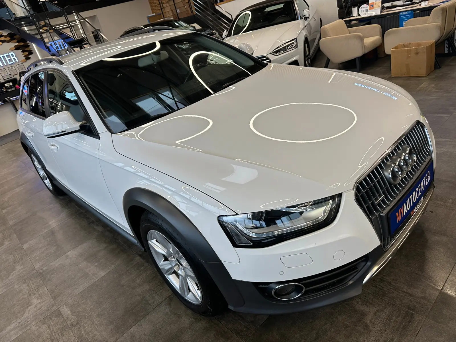 Audi A4 Allroad 2.0 TFSI quattro 211 ch • S tronic • GPS • Radars AV/AR • Régulateur • Sièges chauffants