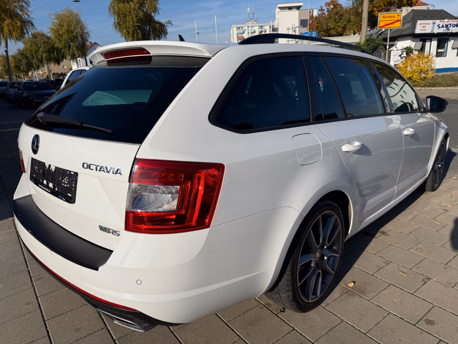 SKODA OCTAVIA COMBI RS 220CH - BVM - HAYON ÉLECTRIQUE - PACK SPORT - 127.450 KMS