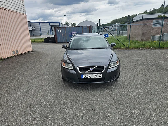 VOLVO V50 1.8 FLEXIFUEL 125CH KINETIC