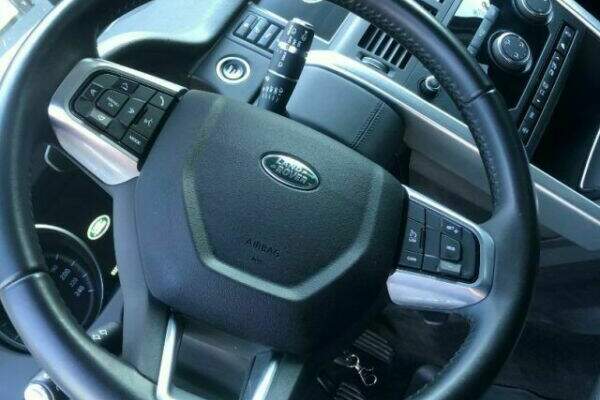 Ford Tourneo Courrier 100 CV Plus-6