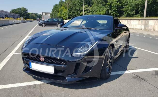 Un import d'Allemagne d'une Jaguar F Type V6 passée au contrôle TÜV.