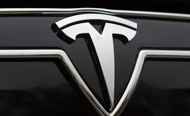 Importer une Tesla de Suède