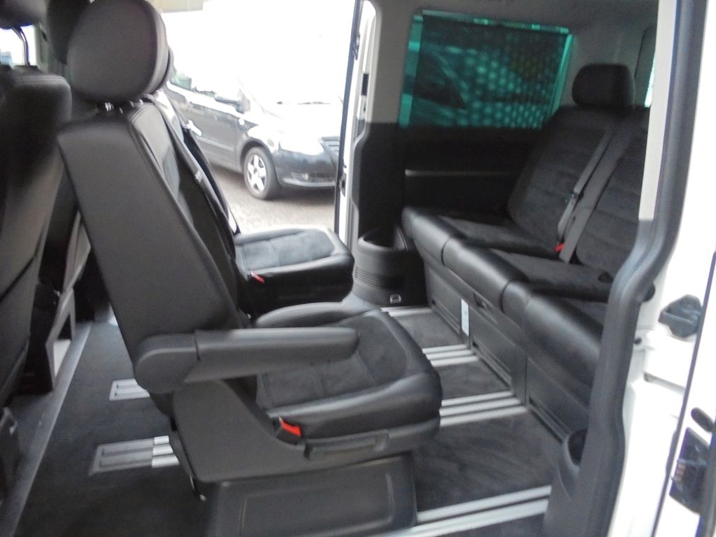 Volkswagen T6 Multivan 2.0 TDI 4 MOTION DSG – 2 Portes latérales – 7 places – 204ch-13