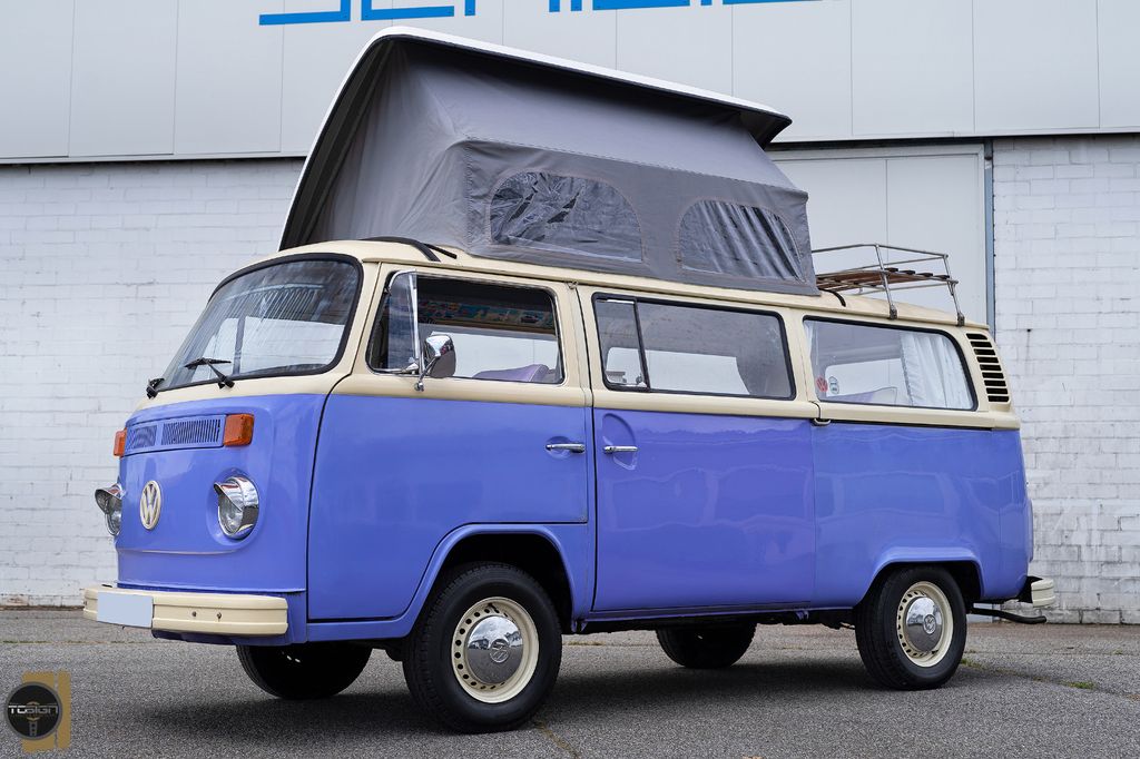 Volkswagen T2 Camper Bus – Nouveau moteur – restauré-2