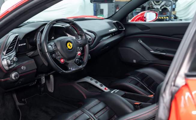 Ferrari 488 GTB 3.9 V8 670 ch Racing Seats-10