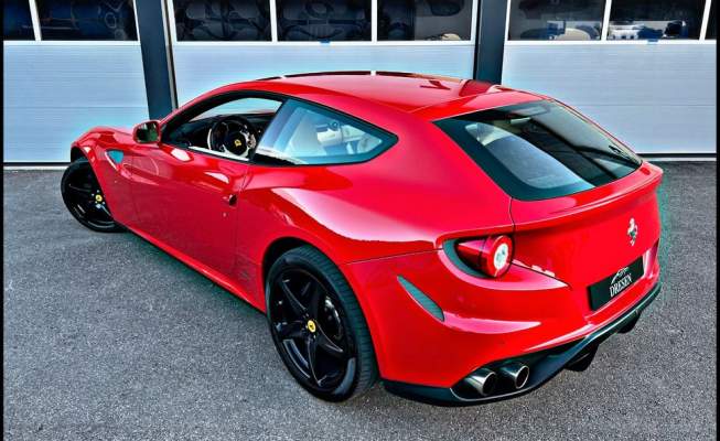 Ferrari FF 6.3 V12 660 ch “Rosso Corsa”-12