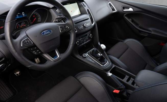 Ford Focus RS 2.3 EcoBoost-9