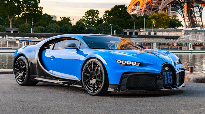 Bugatti Chiron Pur Sport 2021 supercar en import